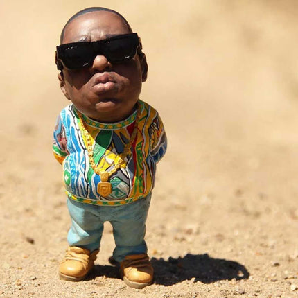 10cm Resin Hip Hop Rapper Statue, Cool Desktop Figurine Gift