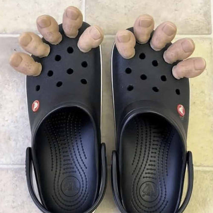2PC 3D Funny Toe Shoe Charms, Hairy Big Toe Clog Decor Unique DIY Accessory