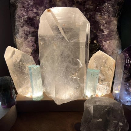 Wooden X Crystal Holder with 3 White LED Lights, Light Up Display