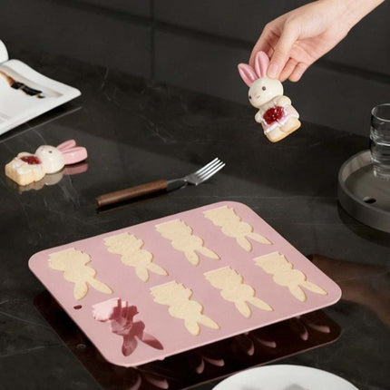 8-Grid Easter Bunny Baking Molds, Food Grade Baking Tools for Cakes