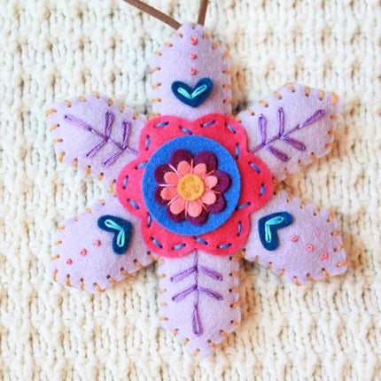4PCS Random Color Finished DIY Christmas Snowflake Felt Ornament Kit