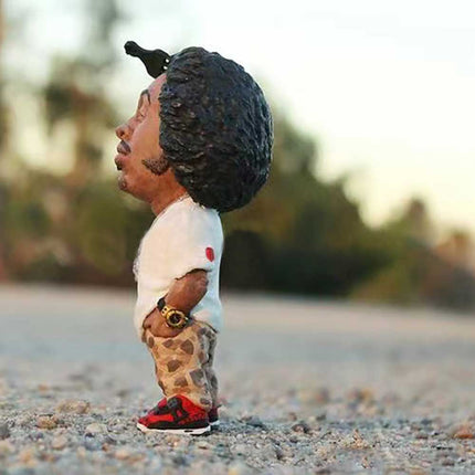 10cm Resin Hip Hop Rapper Statue, Cool Desktop Figurine Gift