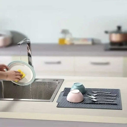 Kitchen Silicone Dish Drying Mat, Grey Draining Tray for Sink